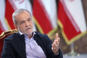 Πεζεσκιάν: ΗΠΑ, Ισραήλ και οι Ευρώπη διεξάγουν «ολοκληρωτικό πόλεμο» εναντίον του Ιράν