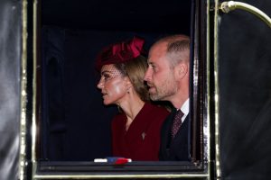 Κέιτ Μίντλετον: Υποδέχτηκε Ντόναλντ και Μελάνια Τραμπ με κόσμημα της πριγκίπισσας Νταϊάνα