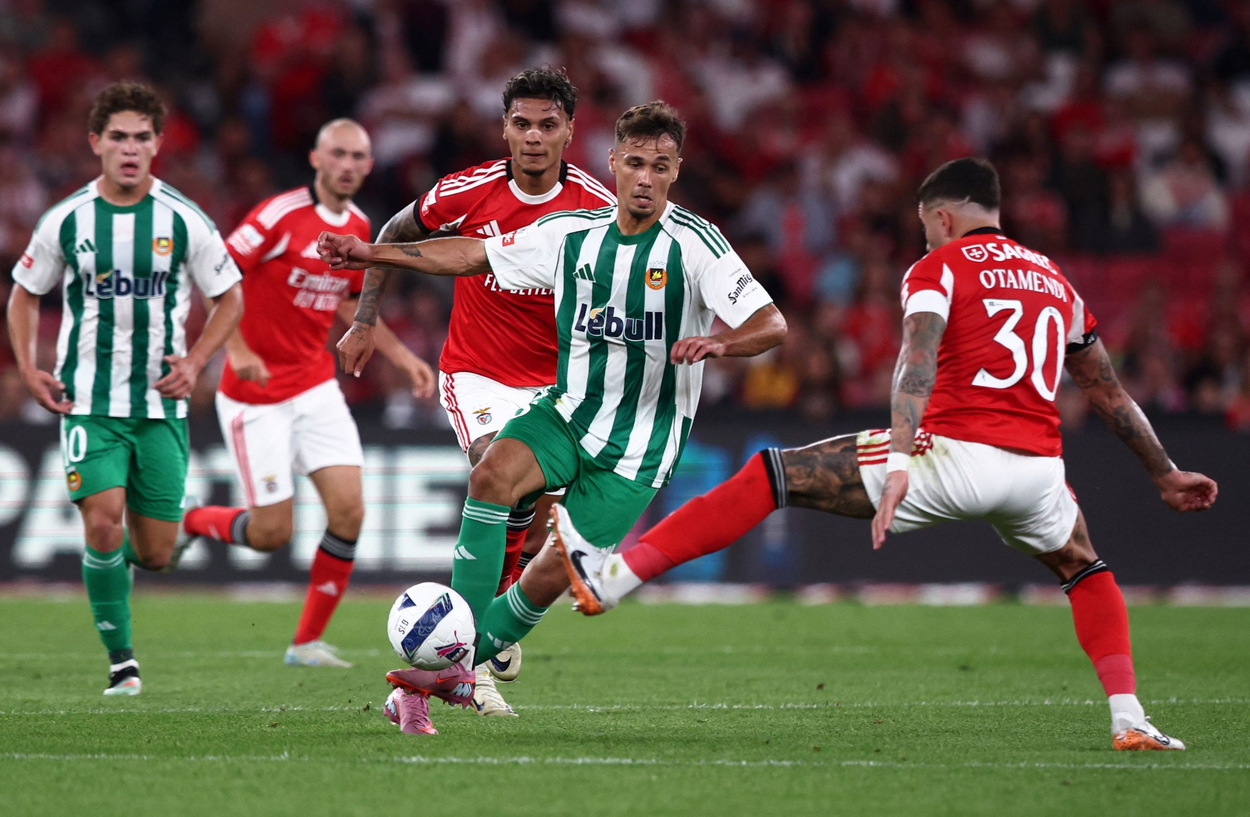 Η Ρίο Άβε του Συλαϊδόπουλου την «έφερε» στην Μπενφίκα του Παυλίδη