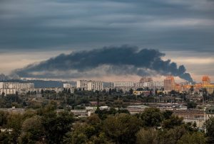 Το Κίεβο και πάλι στόχος ρωσικών πληγμάτων έπειτα από ανάπαυλα μερικών ημερών – 1.170 κτίρια κατοικιών χωρίς θέρμανση