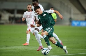 Παραμένει στα πιτς ο Πελίστρι