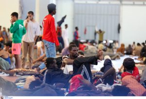 Ρεκόρ 64,2 εκατ. μεταναστών στην ΕΕ προβλέπει νέα έκθεση