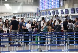 Πρόεδρος Ελεγκτών Εναέριας Κυκλοφορίας στα «ΝΕΑ»: Δεν θα εκλείψουν οι καθυστερήσεις στις πτήσεις τα επόμενα 3 χρόνια