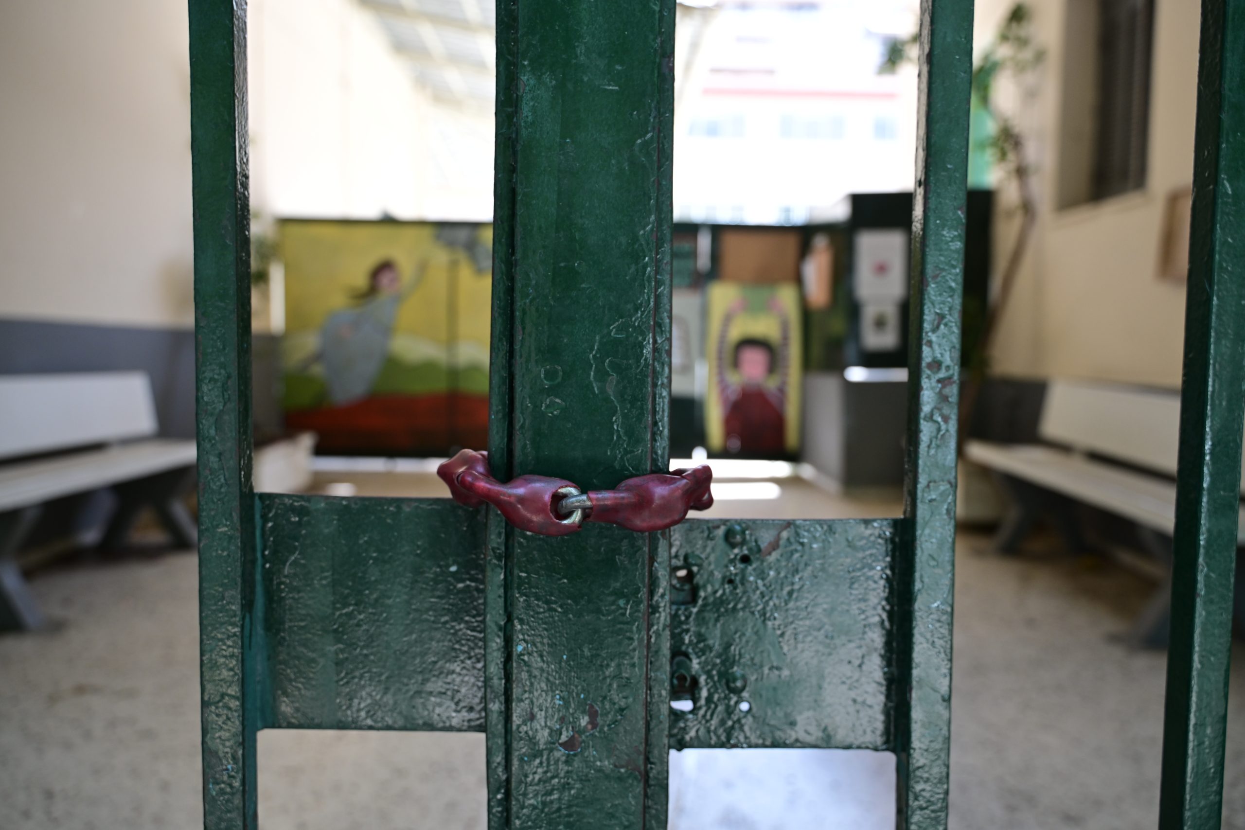 Financial Times: Σιγούν οι παιδικές φωνές στα σχολεία - Δημογραφική κατάρρευση βάζει 766 λουκέτα σε εκπαιδευτικά ιδρύματα