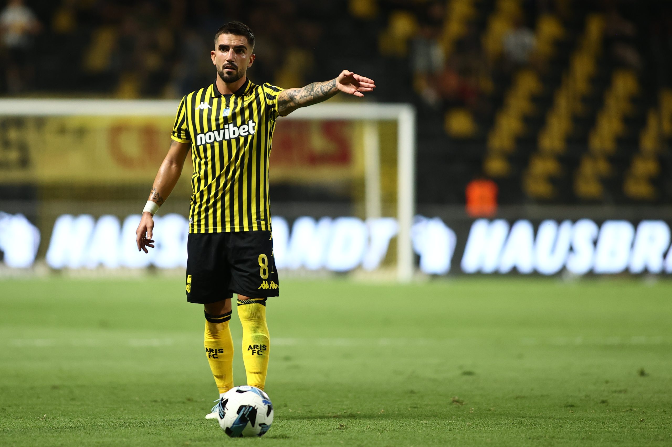 Μέσα από τα... τζάμια του «λεωφορείου»