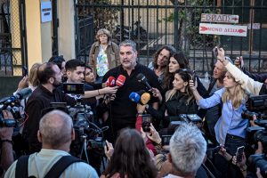 Βασίλης Μπισμπίκης: Πρόστιμο και αφαίρεση διπλώματος μετά το τροχαίο στη Φιλοθέη – Δείτε νέο βίντεο ντοκουμέντο