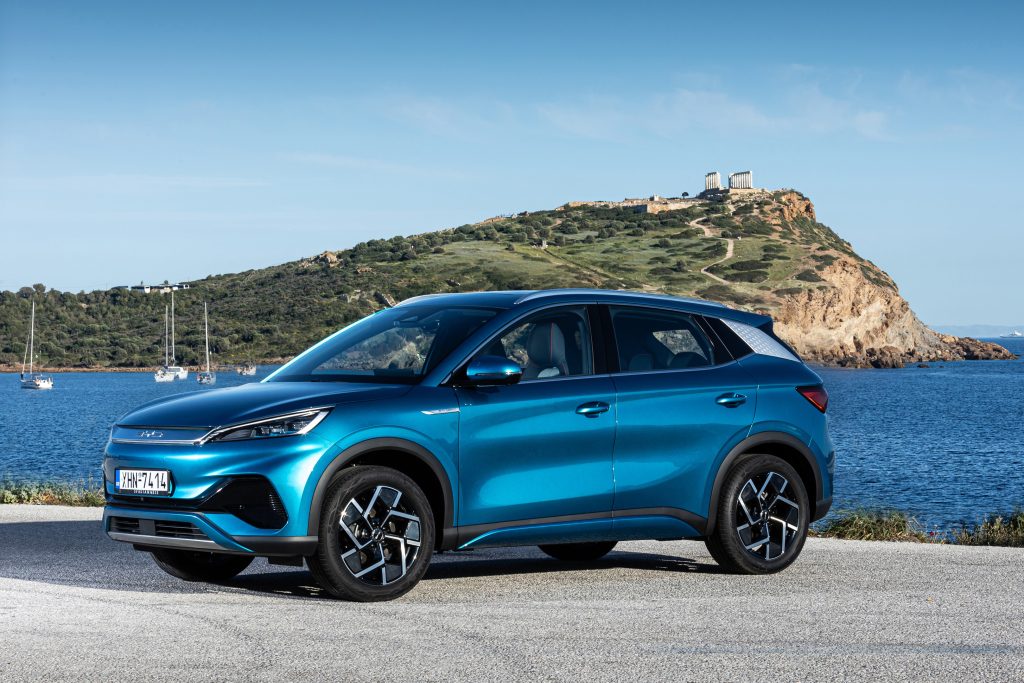 Πωλήσεις ΙΧ Ευρώπη: Πάνω τα ηλεκτρικά, πρώτη η VW