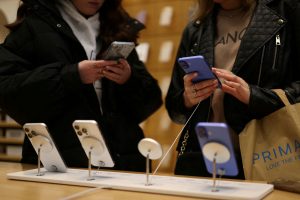 Live η παρουσίαση των νέων μοντέλων iPhone από την Apple