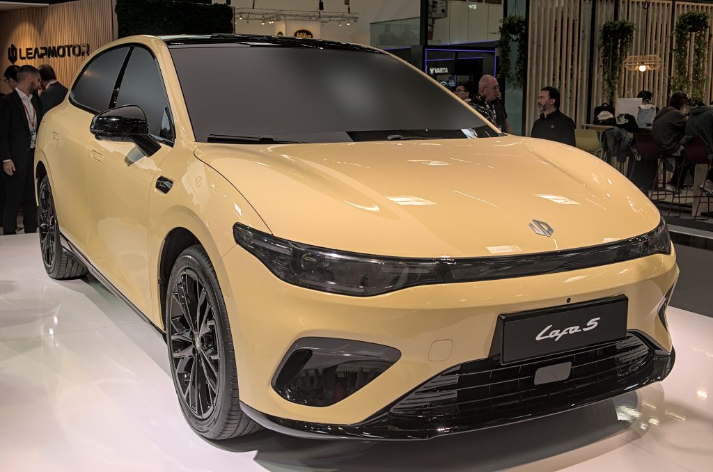 Leapmotor Lafa 5: Hatchback EV από την Κίνα έρχεται στην Ευρώπη
