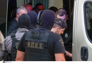 Χειροπέδες σε διεθνώς καταζητούμενο: Συνελήφθη στην Αττική 38χρονος Τούρκος με ερυθρά αγγελία της Interpol