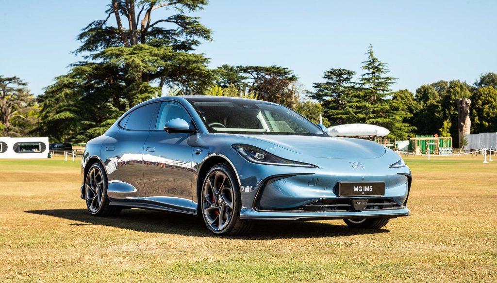 MG: Δύο νέα πολυτελή ηλεκτρικά