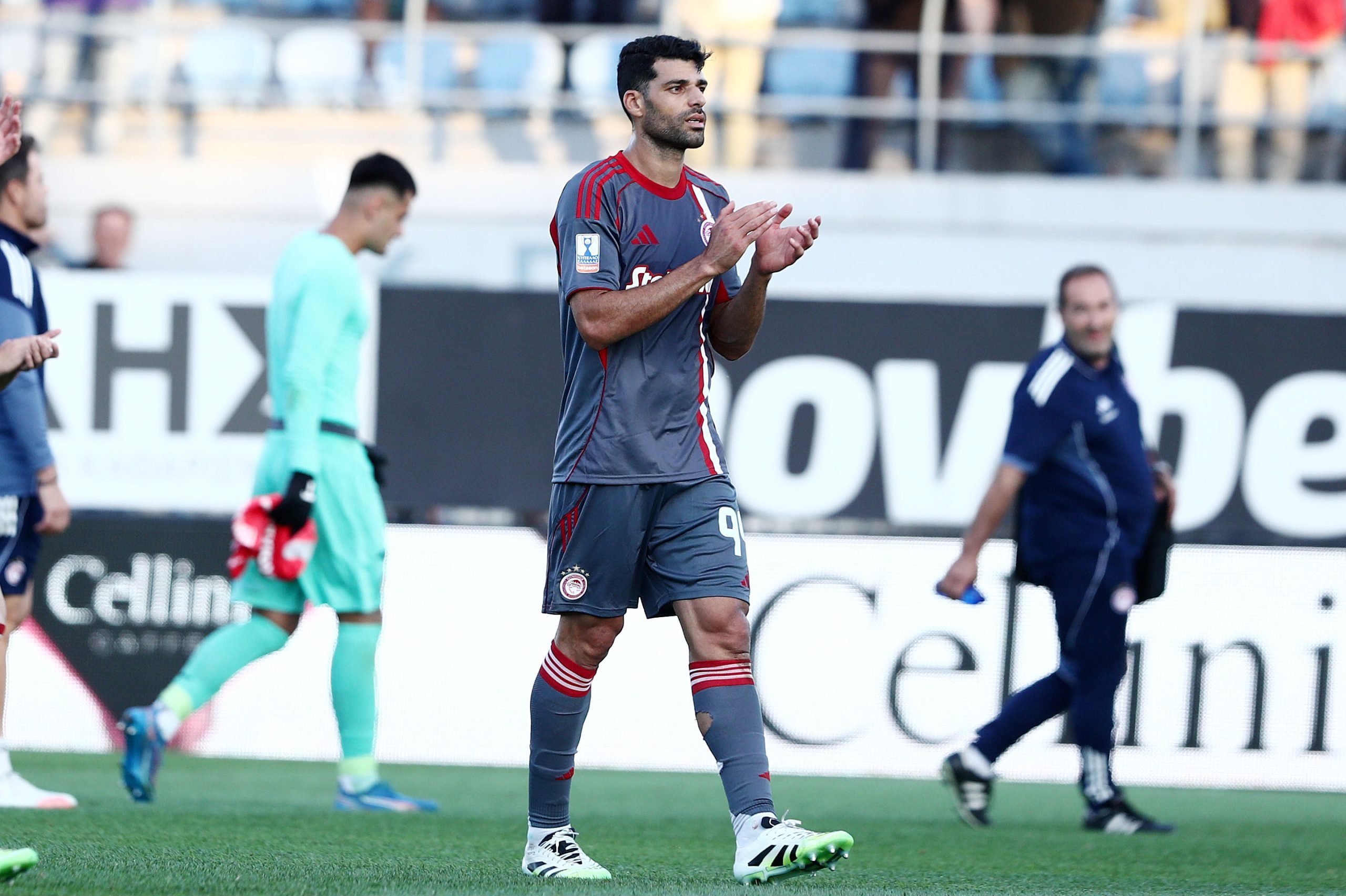 Η ανακοίνωση του Ολυμπιακού για όσους δεν μπορούν να ταξιδέψουν στο Λονδίνο την Τετάρτη λόγω απεργίας