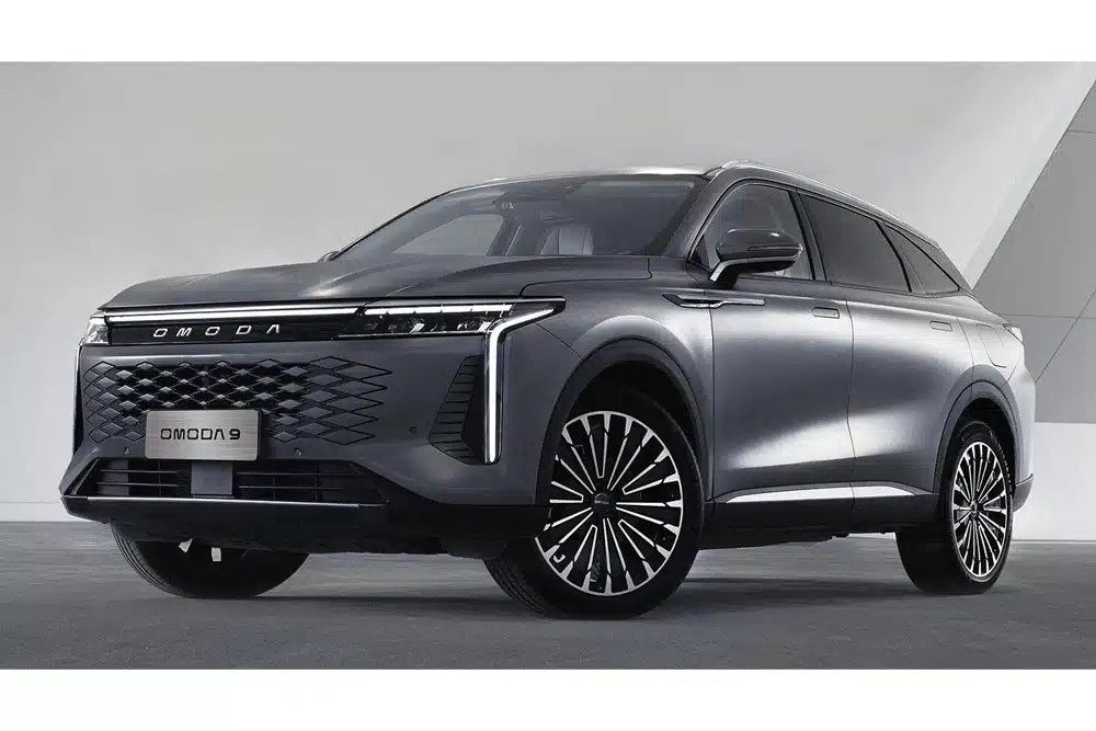 Λανσάρισμα στην Ελλάδα: Το νέο Omoda 9 SHS, το νέο υβριδικό καταναλώνει 0,2 λτ./100 χλμ.