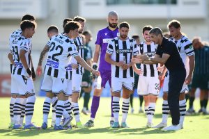 Η ώρα της ανασύνταξης και της – πιθανής – αναθεώρησης