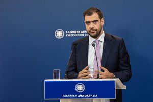 ΕΛΣΤΑΤ: Αυξήθηκαν επενδύσεις και καταναλωτική δαπάνη, ενώ μειώθηκαν οι άνεργο