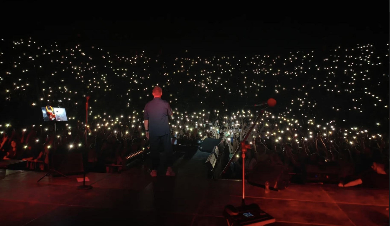 Ο Μιχάλης Χατζηγιάννης ξεσήκωσε τον Λυκαβηττό