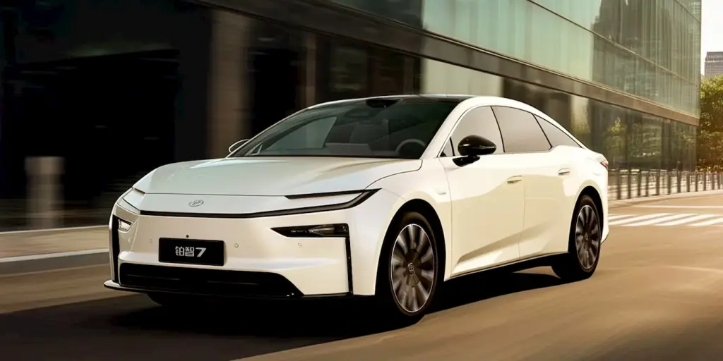 Nαυαρχίδα της Toyota με σφραγίδα Χiaomi και Huawei