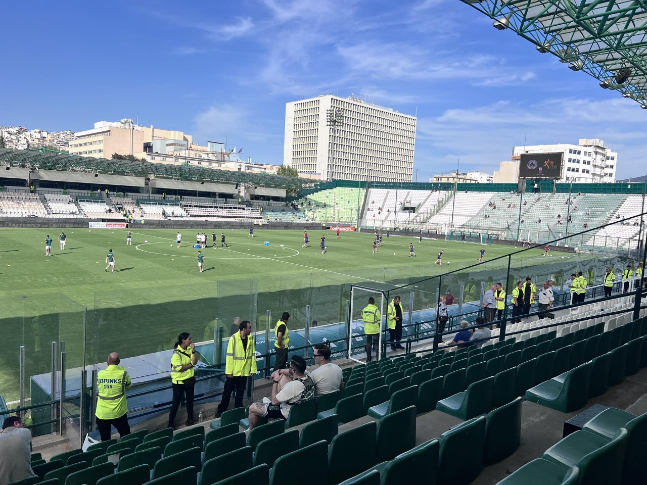 Παναθηναϊκός - Athens Kallithea: Ελάχιστος κόσμος, μαζικά συνθήματα κατά Αλαφούζου