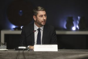 Οι «ξεχασμένοι» της ΔΕΘ στο στόχαστρο του ΠΑΣΟΚ