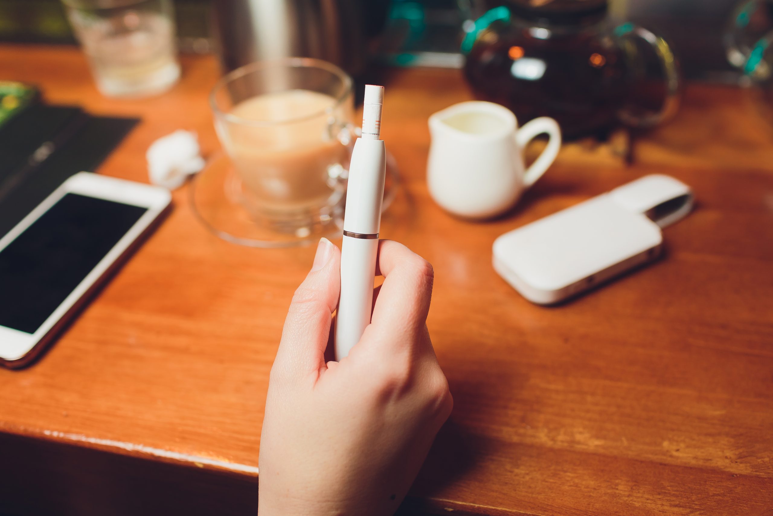 Κρήτη: «Έσκασε» ηλεκτρονικό τσιγάρο την ώρα που το είχε στο στόμα του