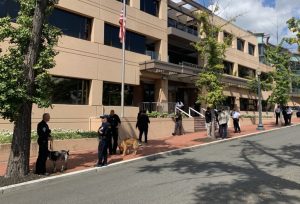 ΗΠΑ: Λήξη συναγερμού στα γραφεία του Δημοκρατικού Κόμματος στην Ουάσινγκτον μετά από απειλή για βόμβα