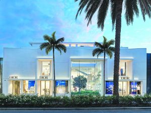 Το επίσημο opening της boutique Dior στο Rodeo Drive και η έκθεση των Ελλήνων της Διασποράς