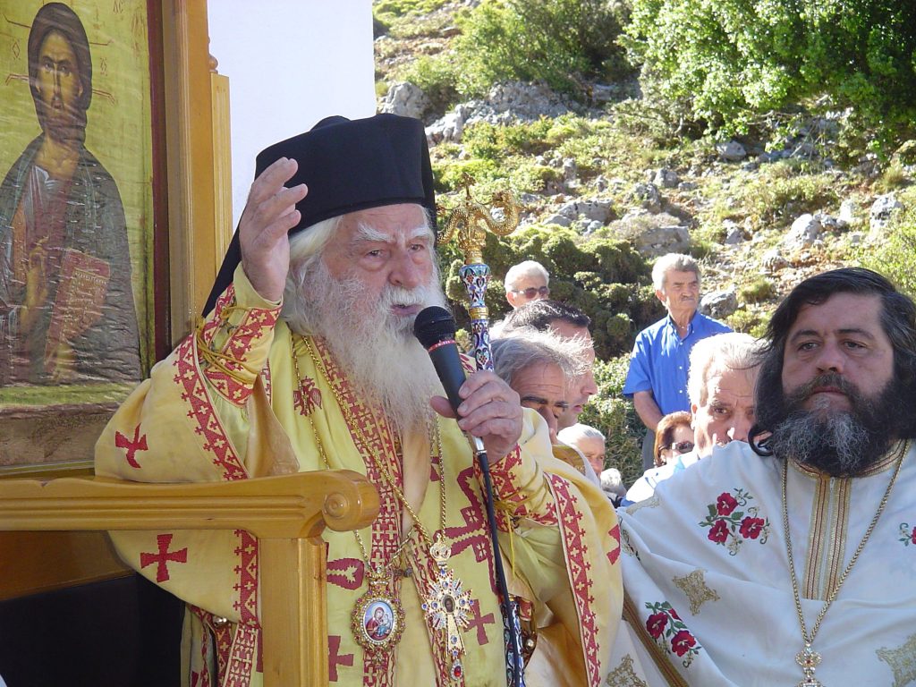 Επίσκοπος Ειρηναίος: Θα είχε νουθετήσει τους αλαζόνες ιερείς