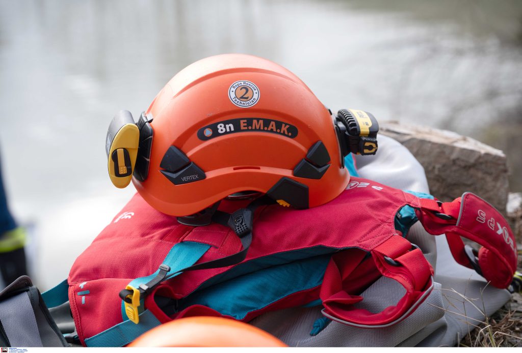 Σοβαρή περιπέτεια για μοναχό: Έπεσε σε χαράδρα και επιβίωσε τραυματισμένος για 3 μέρες μέσα σε σπηλιά