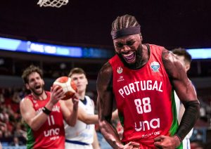 EuroBasket: Πήρε το «θρίλερ» η Πορτογαλία και… πέταξε στους «16»!