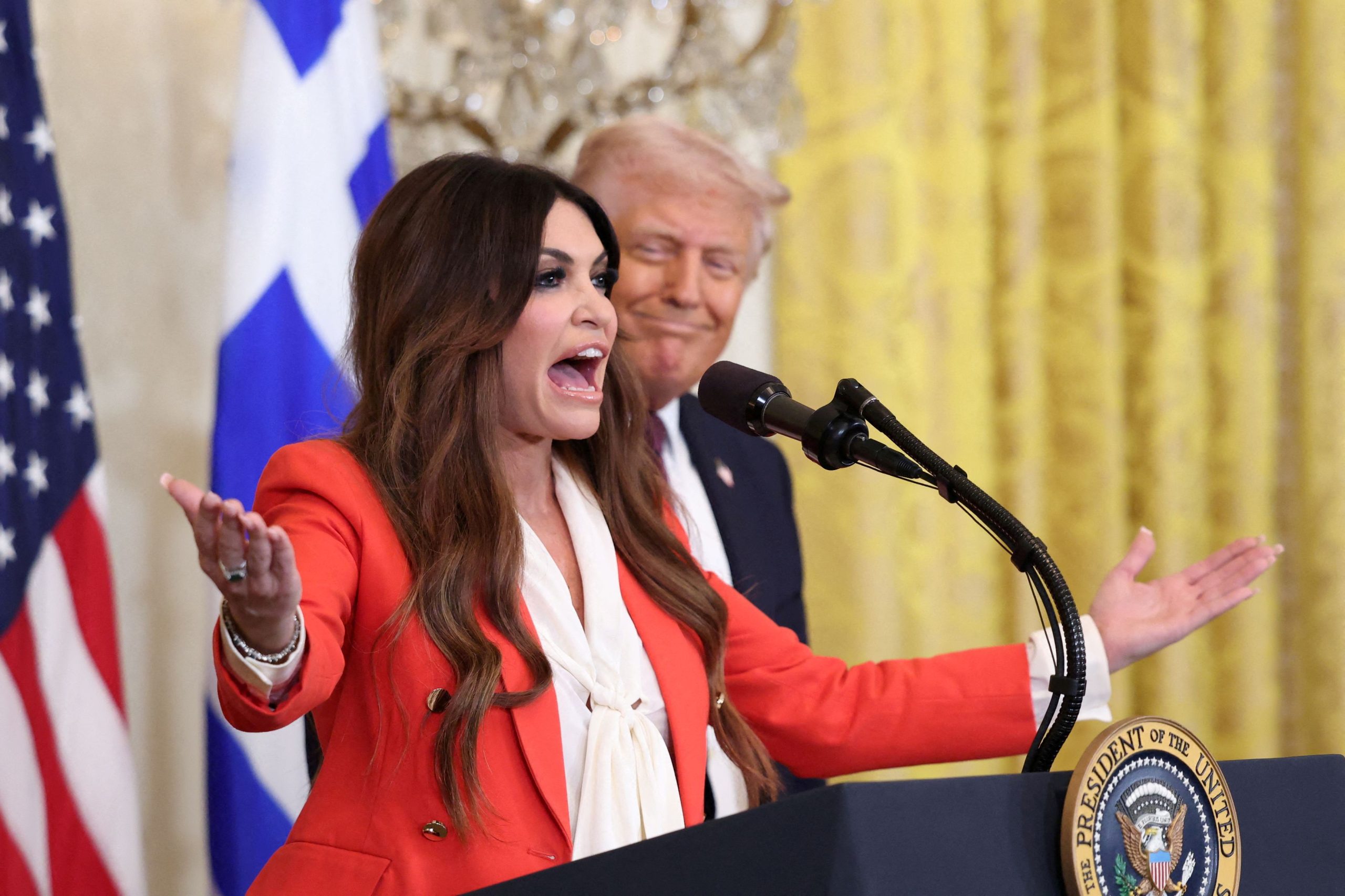 Η Γκίλφοϊλ ορκίζεται και ανοίγει την ατζέντα των ελληνοτουρκικών