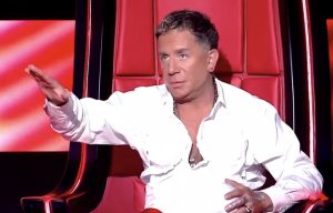 Καταχειροκροτήθηκε ο Μαζωνάκης στο live του The Voice