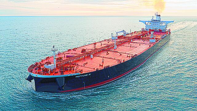 Με αντίπαλο τον χρόνο: Υπό τον φόβο νέων αμερικανικών κυρώσεων πλέουν ρωσικά πετρελαιοφόρα προς την Ινδία