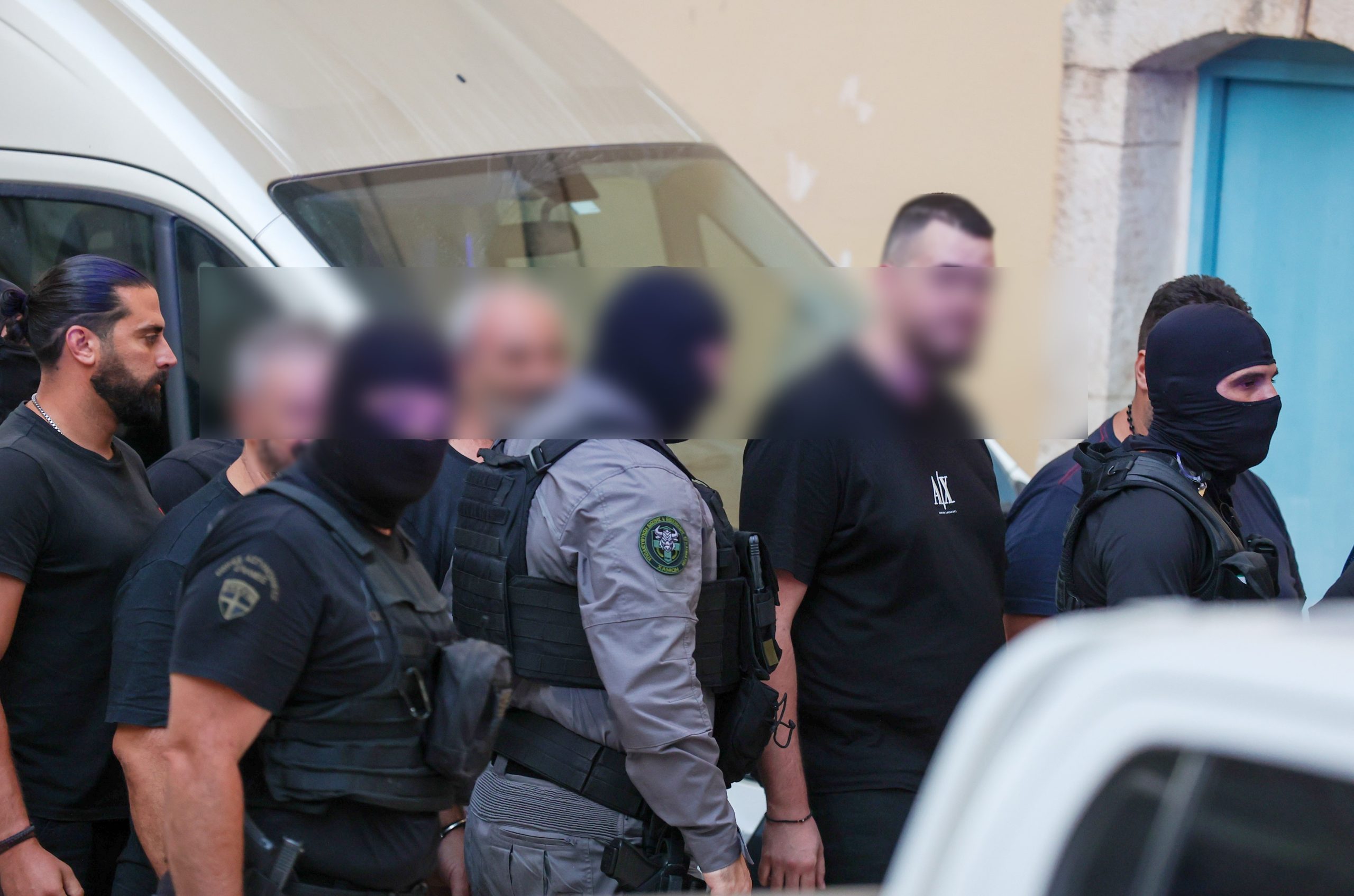 Καρτέλ Κρήτης: Οι «φίλοι δικαστές», οι κληρικοί εντολείς και οι διοικητές με τα «λάδια»