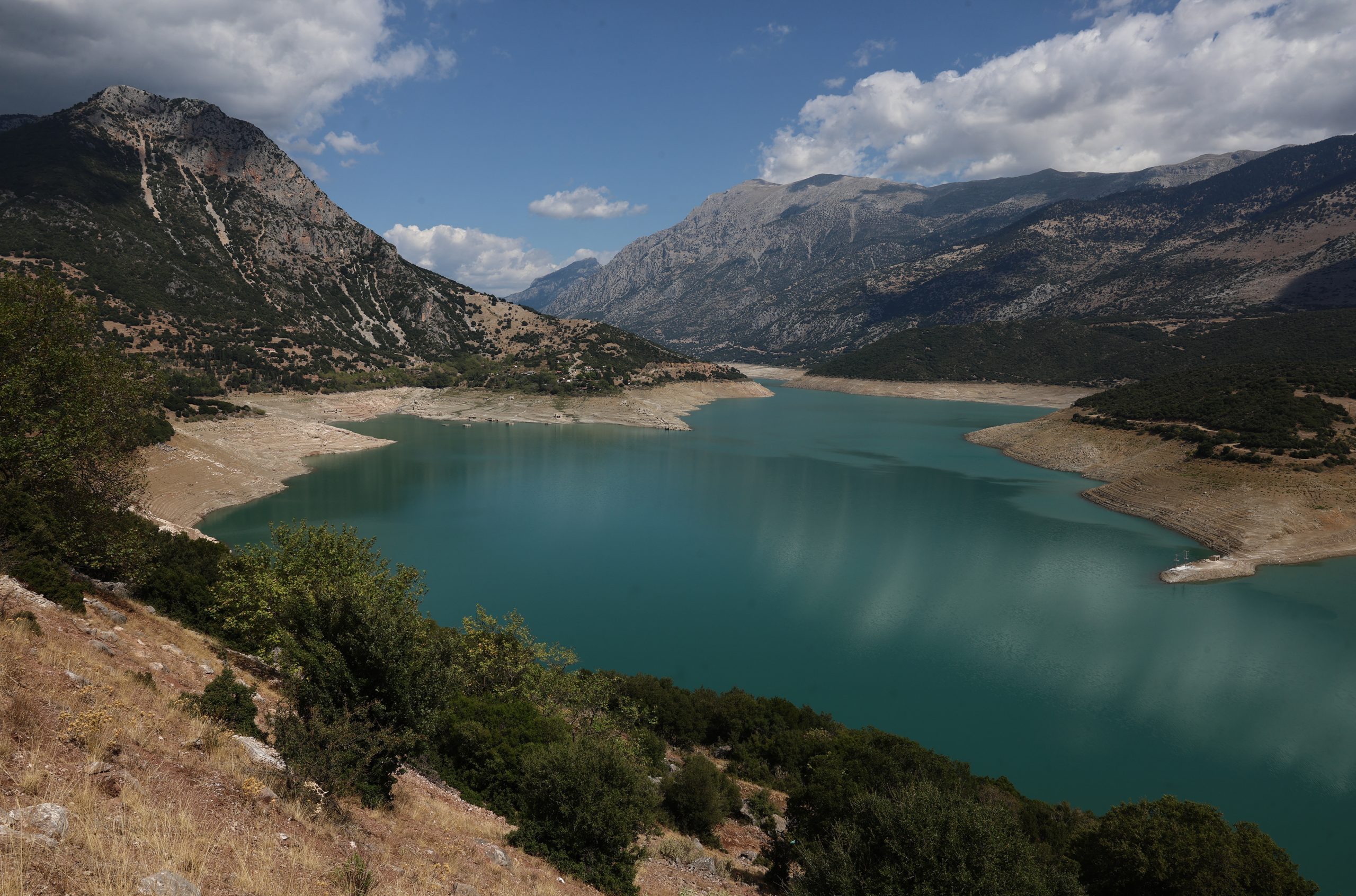 Στερεύει ο Μόρνος: SOS για τη λειψυδρία - 42% η μείωση των αποθεμάτων