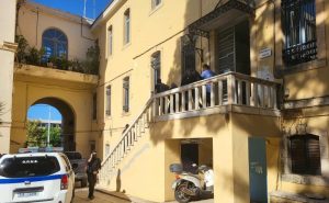 Στο μικροσκόπιο και γνωστός δικηγόρος για τo καρτέλ της Κρήτης – Έκαναν έφοδο στο γραφείο του