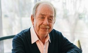 Ηλίας Μαμαλάκης: Δεν βρίσκουν μάγειρες τα εστιατόρια