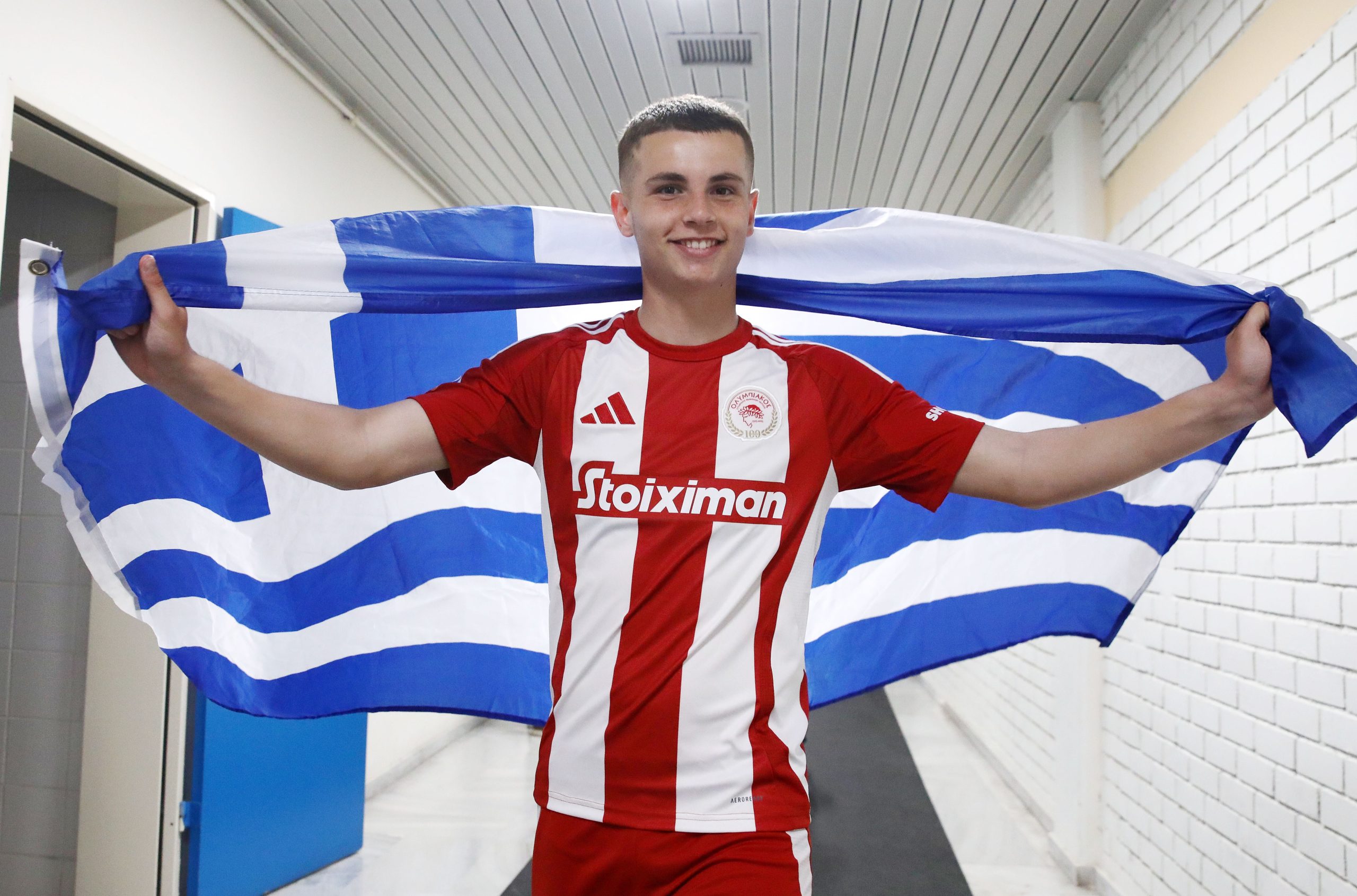 Golden Boy Web &sigma;&tau;&iota;&sigmaf; &alpha;&kappa;&tau;έ&sigmaf; &tau;&eta;&sigmaf; &Mu;&epsilon;&sigma;&omicron;&gamma;&epsilon;ί&omicron;&upsilon;: &Omicron; &Mu;&omicron;&upsilon;&zeta;&alpha;&kappa;ί&tau;&eta;&sigmaf;, &eta; &Epsilon;&lambda;&lambda;&eta;&nu;&iota;&kappa;ή &laquo;&alpha;&nu;&alpha;&gamma;έ&nu;&nu;&eta;&sigma;&eta;&raquo; &kappa;&alpha;&iota; &tau;&omicron; &Tau;&omicron;&upsilon;&rho;&kappa;&iota;&kappa;ό... &kappa;ύ&mu;&alpha;