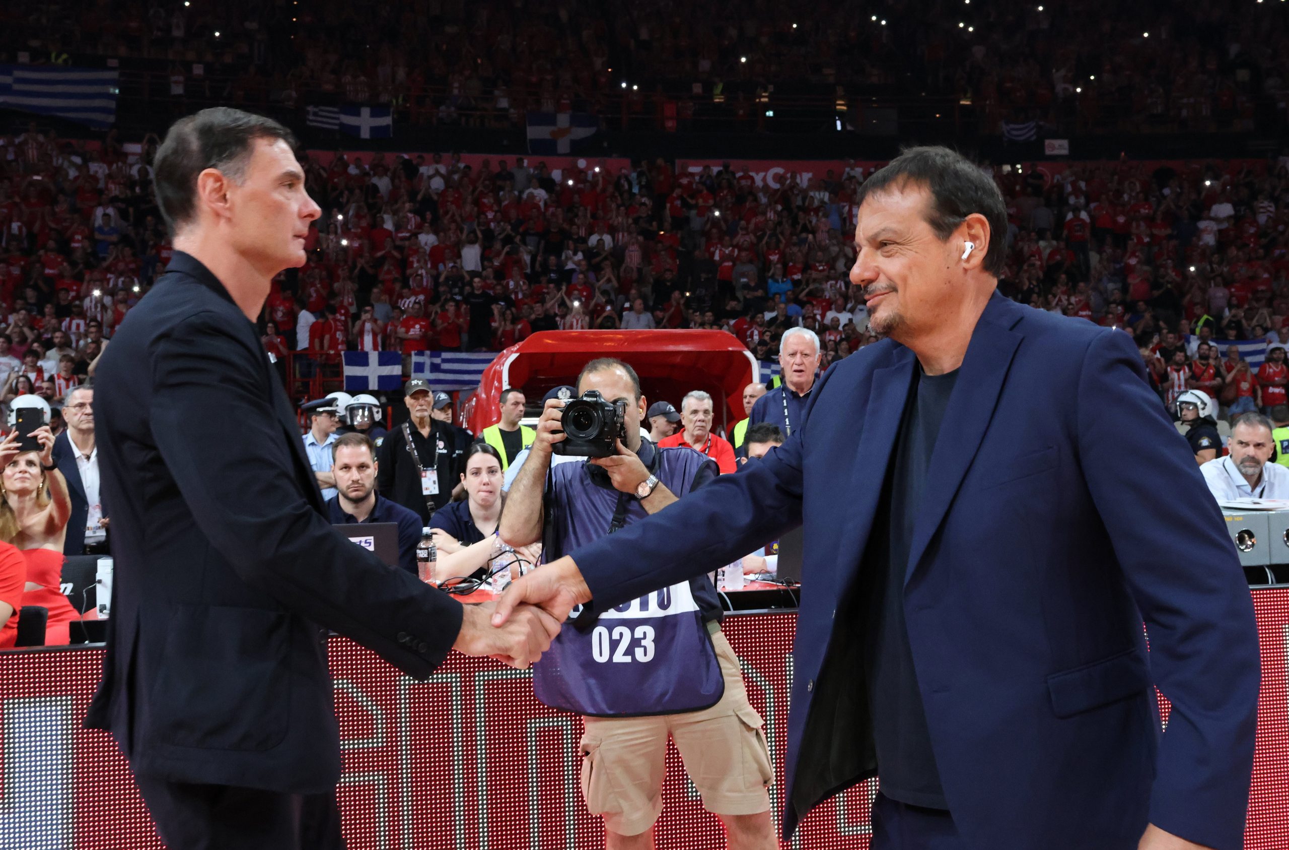 «Οι κορυφαίοι προπονητές της Euroleague» - Σε ποια θέση είναι Μπαρτζώκας και Αταμάν