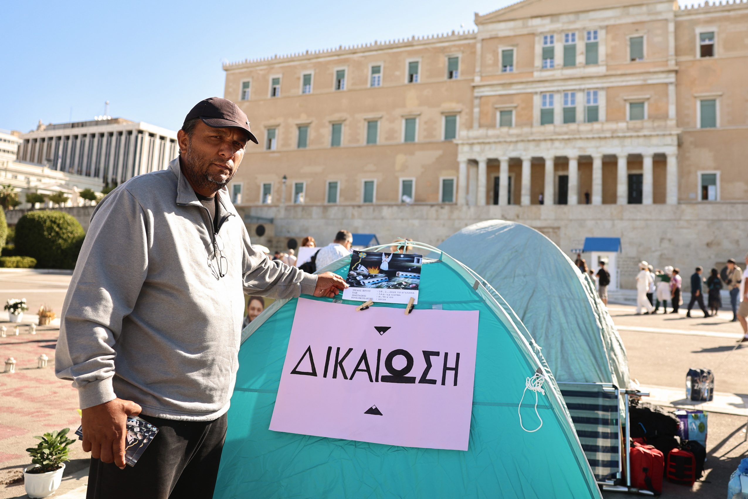 Πώς ξεκίνησαν οι απεργίες πείνας