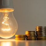 Ποιες αλλαγές δρομολογεί στο Κοινωνικό Τιμολόγιο Ρεύματος το υπουργείο Ενέργειας