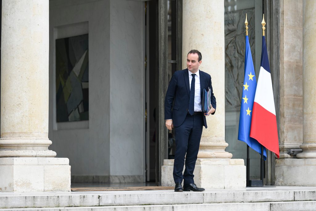 Τι σηματοδοτεί η επιλογή του Σεμπαστιάν Λεκορνί στην πρωθυπουργία της Γαλλίας