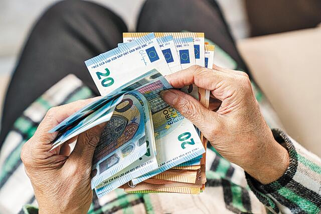Φόροι που πληρώνονται στην ώρα τους