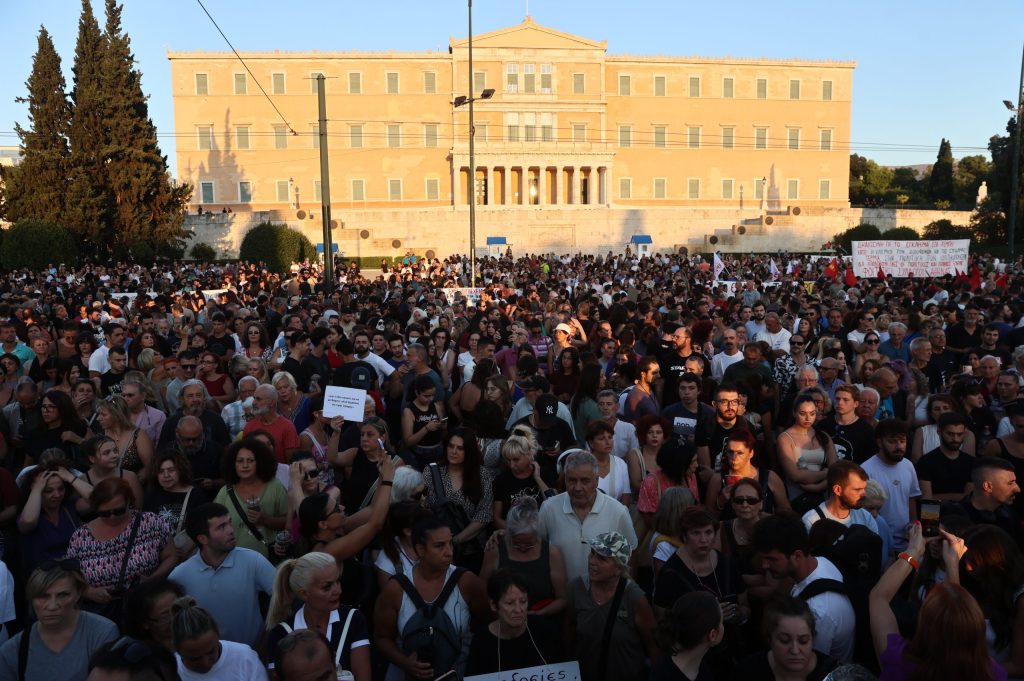 Αλλαγή πορείας για την Ελλάδα