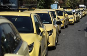 Διαδρομή τρόμου για ταξιτζή στη Θεσσαλονίκη – 17χρονη τον λήστεψε στο τέλος της κούρσας