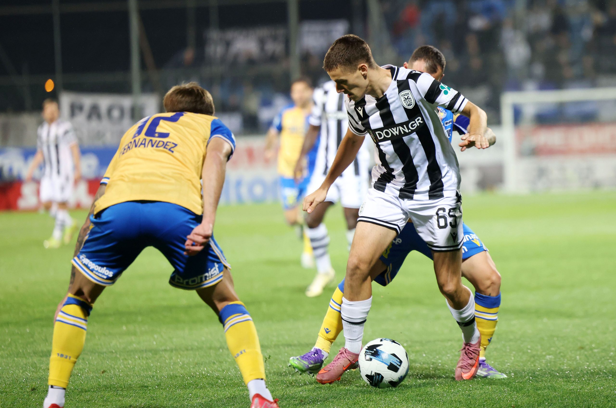 Αστέρας AKTOR - ΠΑΟΚ 3-3: Όλα ισόπαλα στη βροχερή Τρίπολη