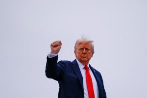 Σοκ με τις βίζες H-1B των $100.000 από τον Τραμπ: Γιατί οι ΗΠΑ μπορεί να χάσουν περισσότερα από την Ινδία