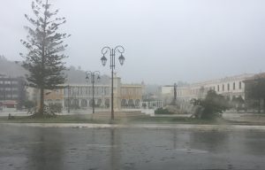 «Βούλιαξε» η Ζάκυνθος από τη νεροποντή: Στα 114 χιλιοστά έφθασε το ύψος βροχής