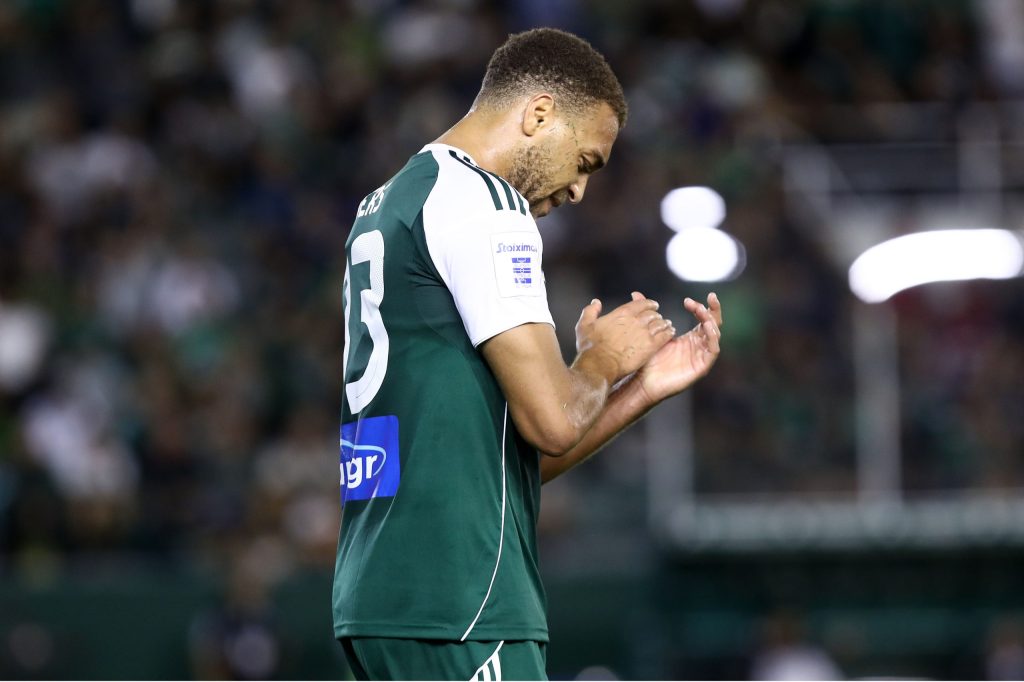 «Αγωνία» για Ντέσερς