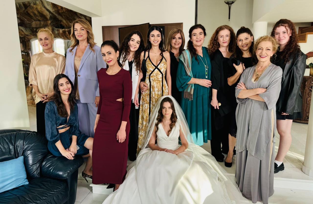 Γάμος - έκπληξη στη «Γη της ελιάς»