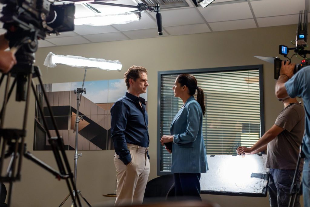 «Μια νύχτα μόνο»: Γνωρίστε τους τέσσερις βασικούς χαρακτήρες της νέας σειράς του Mega